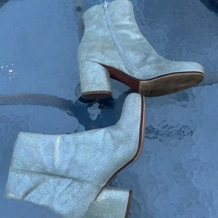 [BUNJANG] Maison Margiela Silver Ankle Boots / 메종 마르지엘라 실버 앵클부츠36
