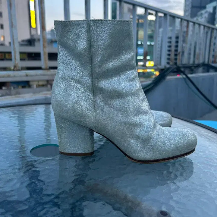 [BUNJANG] Maison Margiela Silver Ankle Boots / 메종 마르지엘라 실버 앵클부츠36