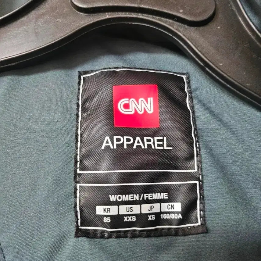 [BUNJANG] CNN Apparel Down Vest / 정가159000원 다운조끼 CNN 어패럴 85