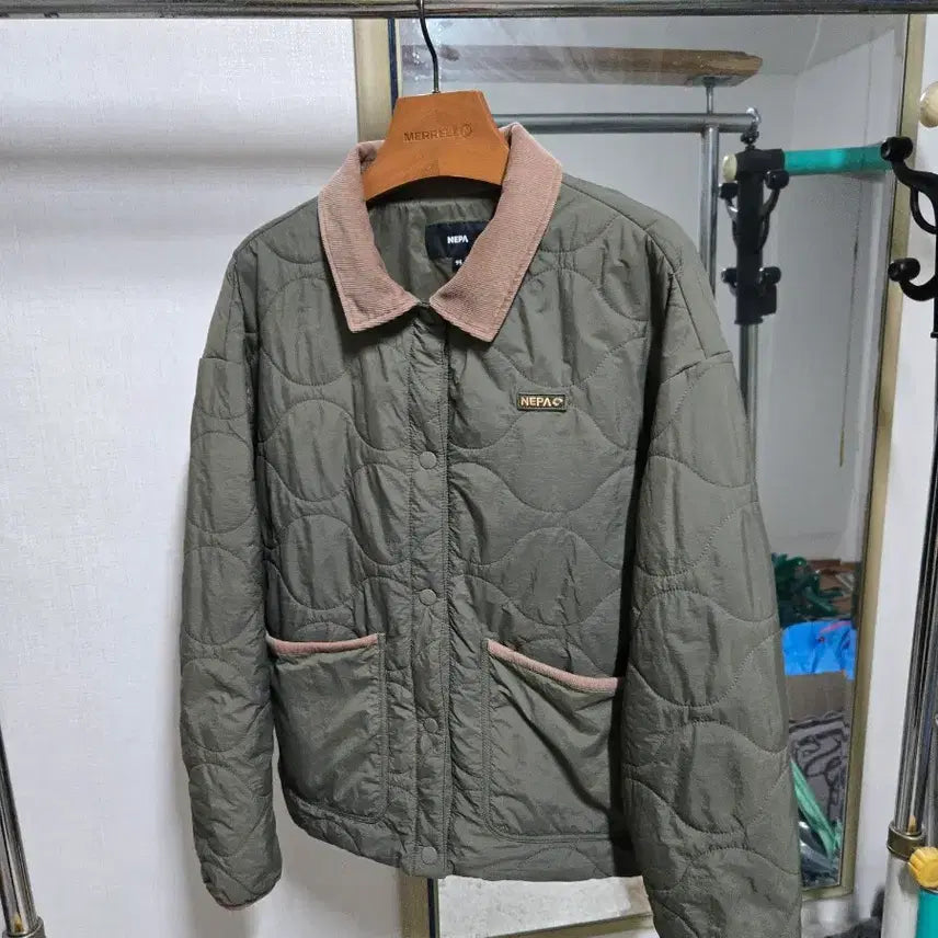 [BUNJANG] Nepa Lightweight Quilted Padding Jacket (Deep Khaki) / 여성95 24년식 네파 경량 퀼팅패딩 자켓(딥카키)