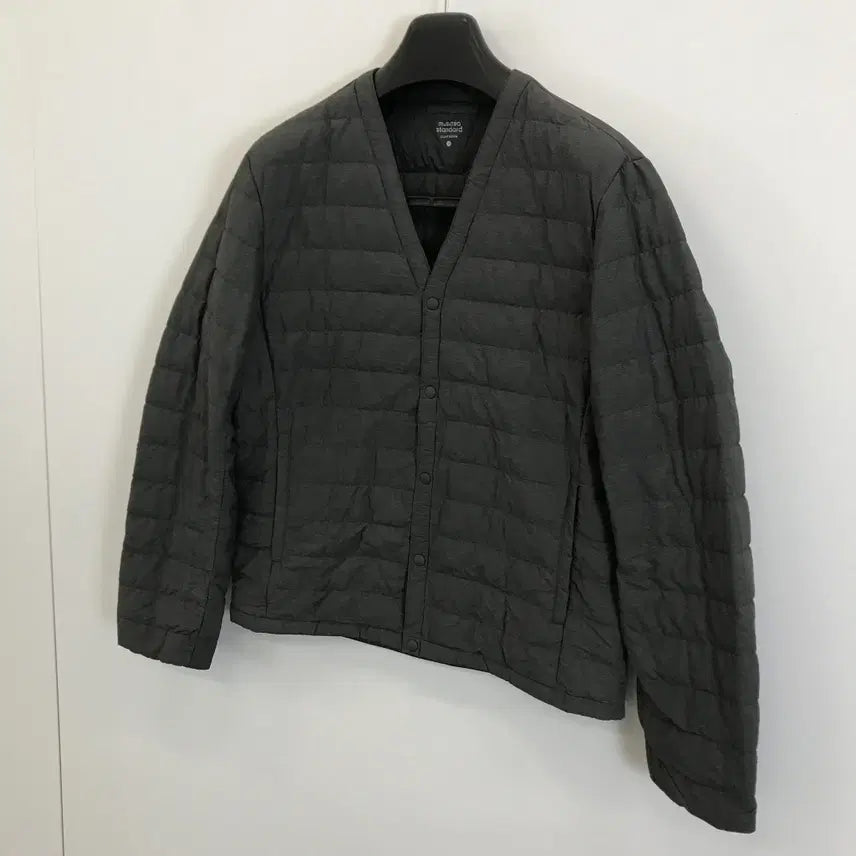 [BUNJANG] Musinsa Standard V-Neck Lightweight Down Jacket [M] / 무신사스탠다드 브이넥 경량패딩 [M]