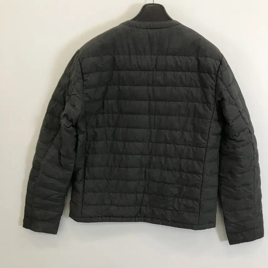 [BUNJANG] Musinsa Standard V-Neck Lightweight Down Jacket [M] / 무신사스탠다드 브이넥 경량패딩 [M]