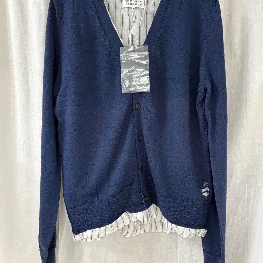 [SOLD OUT] [L] 메종 마르지엘라 디스트레스드 가디건