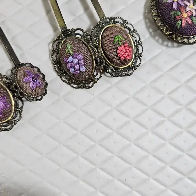 [BUNJANG] Embroidered Accessories Set / 자수 소품6종