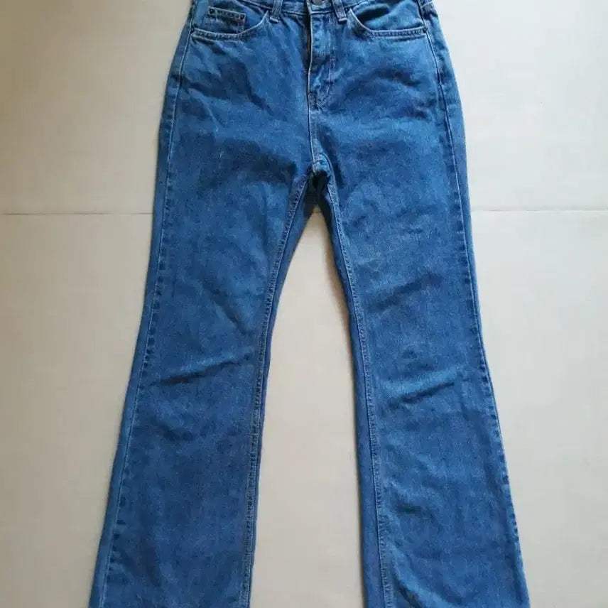 [BUNJANG] Common Unique Double M Semi-Bootcut Denim Jeans / 커먼유니크 , 부츠컷 데님 청바지 s