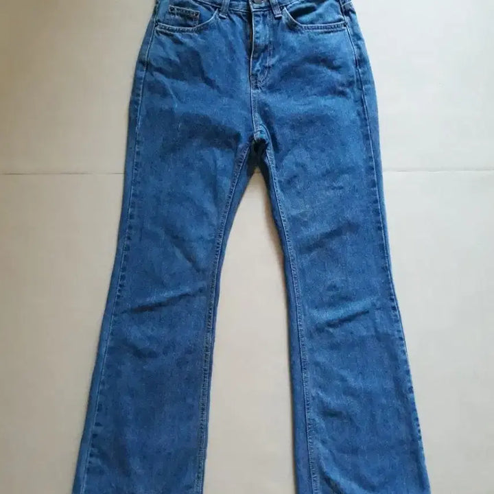 [BUNJANG] Common Unique Double M Semi-Bootcut Denim Jeans / 커먼유니크 , 부츠컷 데님 청바지 s