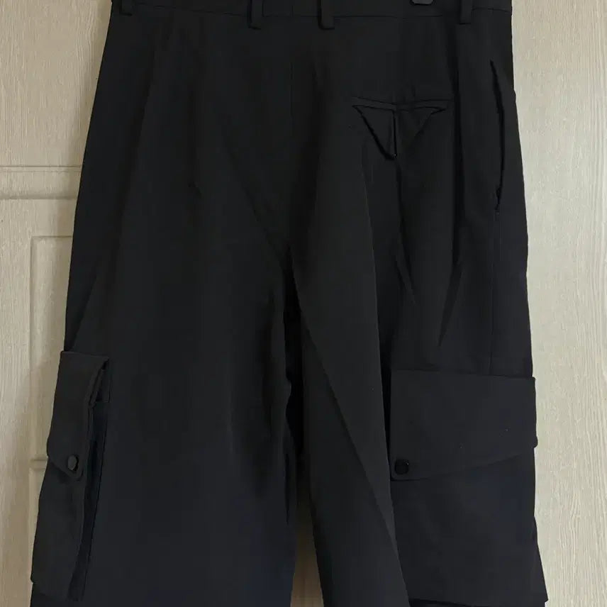 [BUNJANG] Bottega Veneta Bermuda Shorts / 보테가베네타 버뮤다 쇼츠