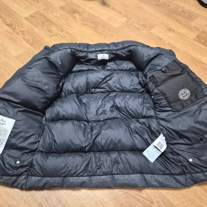 [BUNJANG] Stone Island Lino Resin Down-TC Padded Jacket / 스톤아일랜드 패딩 S LINO RESINATO DOWN-TC