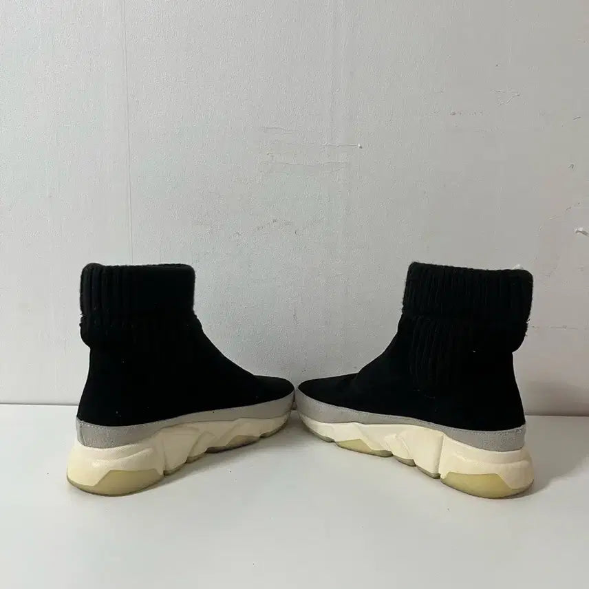 [BUNJANG] 235 Black Knit Sock Sneakers / 235 블랙 니트 삭스 스니커즈 운동화