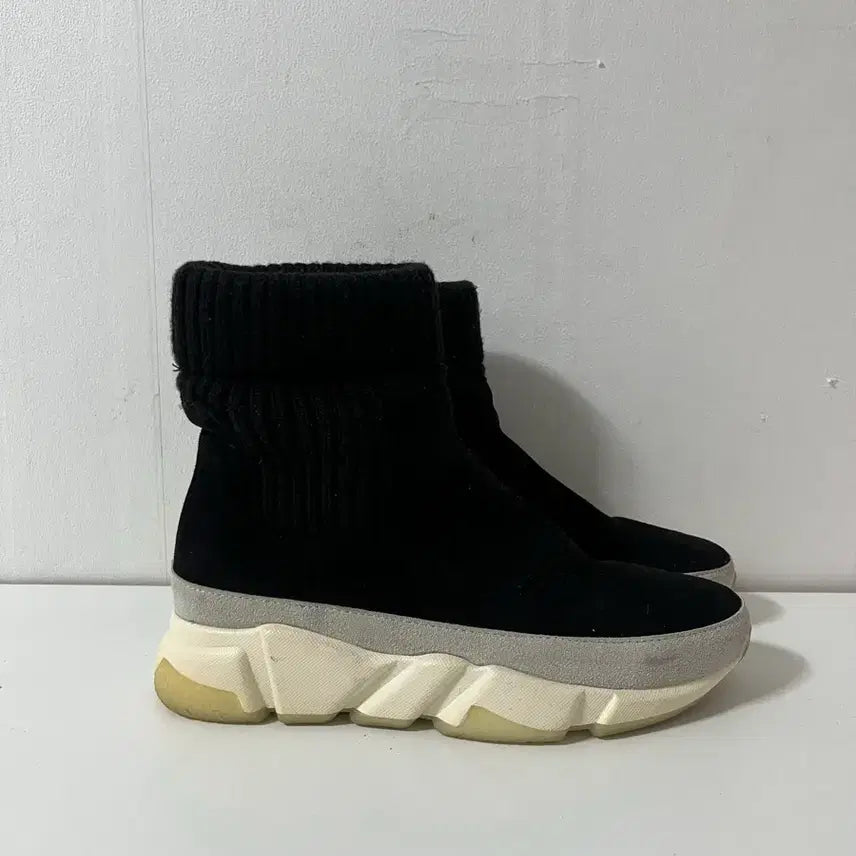 [BUNJANG] 235 Black Knit Sock Sneakers / 235 블랙 니트 삭스 스니커즈 운동화