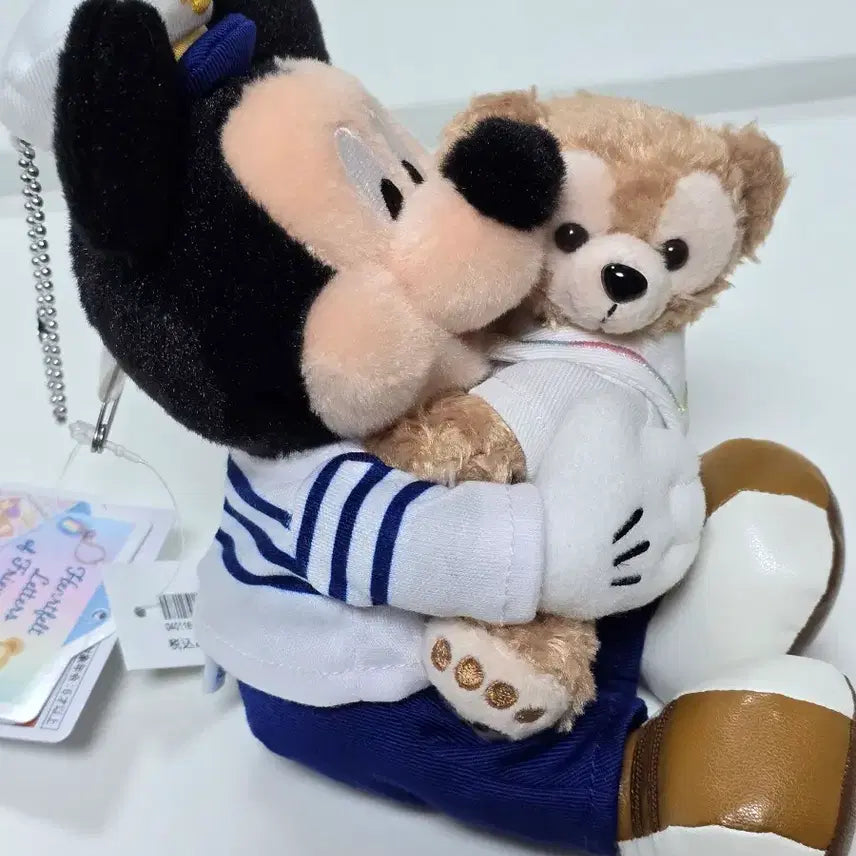 [BUNJANG] Tokyo DisneySea Duffy &amp; Friends Mickey Mouse Hugging Duffy Keychain / 도쿄 디즈니씨 미키&amp;더피 키링