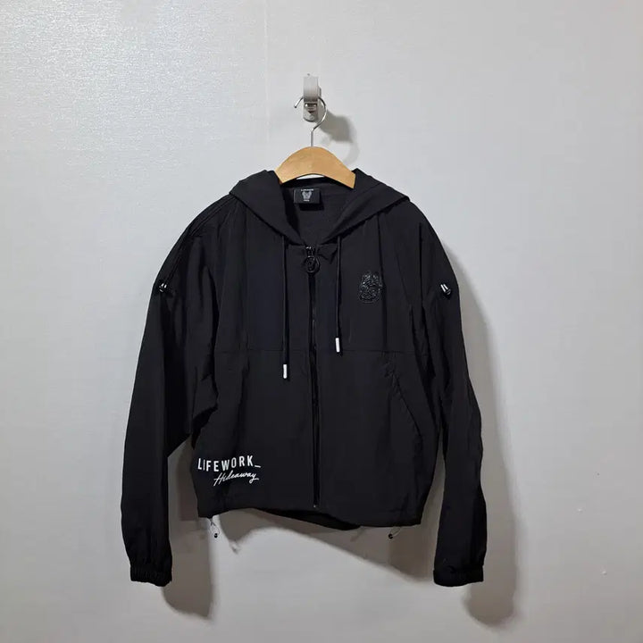 [BUNJANG] LifeWork Women's Oversized Windbreaker Jacket / 라이프워크 여성 오버핏 바람막이 free (c차59)