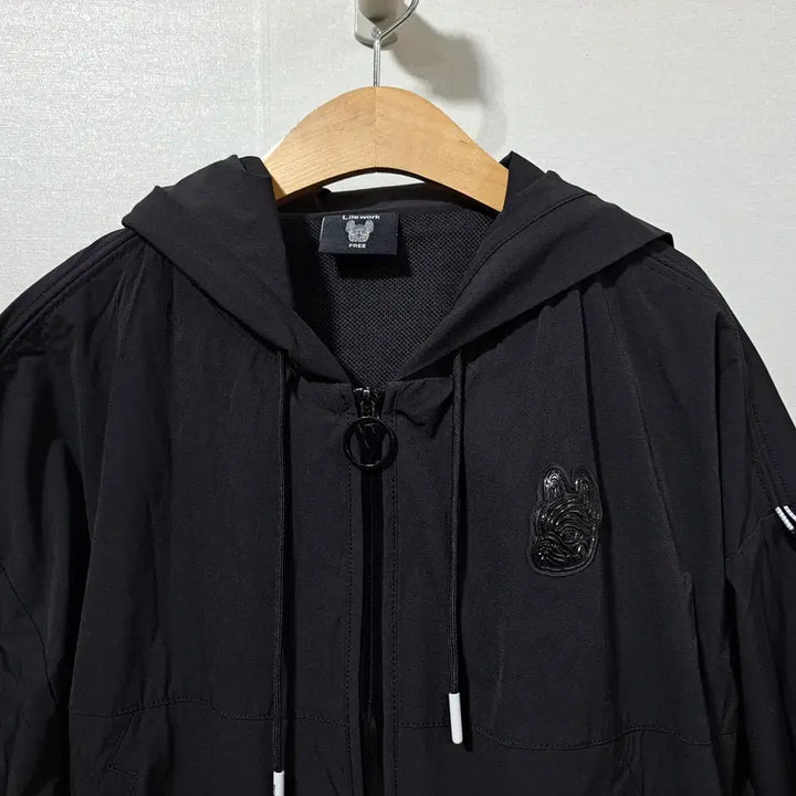 [BUNJANG] LifeWork Women's Oversized Windbreaker Jacket / 라이프워크 여성 오버핏 바람막이 free (c차59)