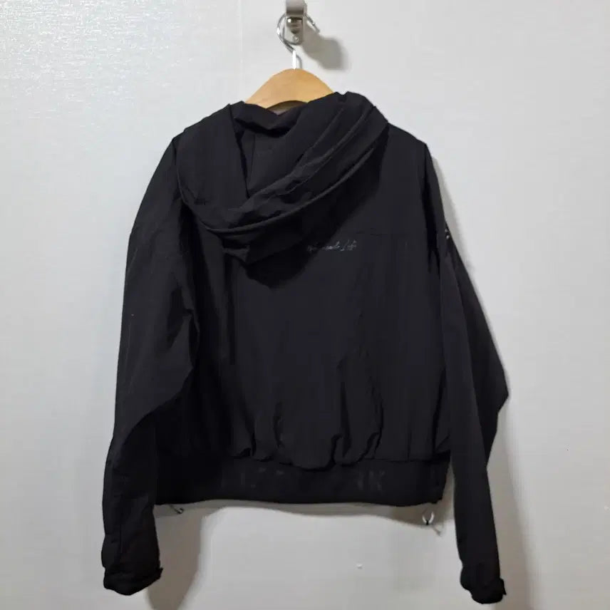 [BUNJANG] LifeWork Women's Oversized Windbreaker Jacket / 라이프워크 여성 오버핏 바람막이 free (c차59)