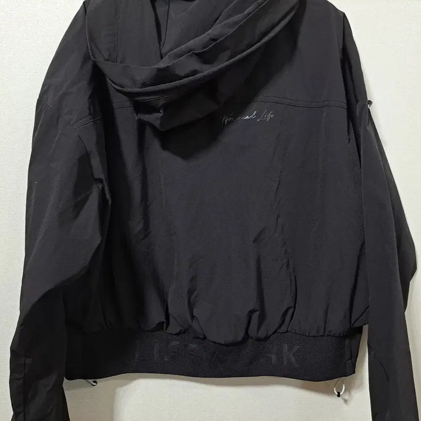 [BUNJANG] LifeWork Women's Oversized Windbreaker Jacket / 라이프워크 여성 오버핏 바람막이 free (c차59)