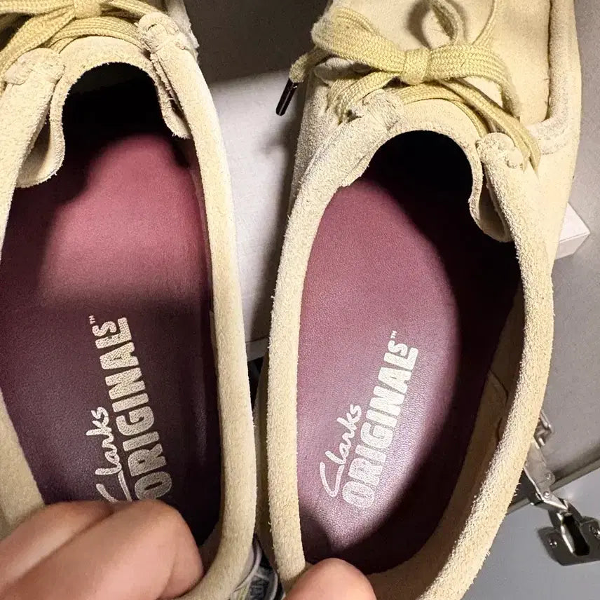 [BUNJANG] Clarks Wallabee Maple Suede Shoes / (2회착, 밑창보강) 클락스 왈라비 메이플스웨이드 275(UK9)
