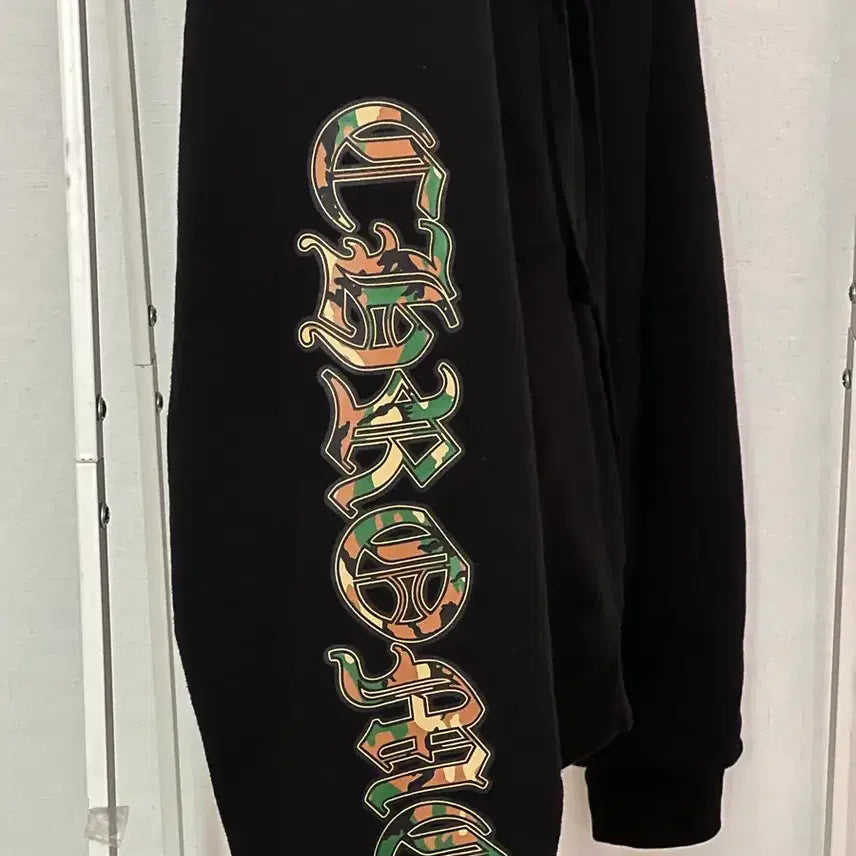 [SOLD OUT] [풀구성] 크롬하츠 카모 헤비웨이트 후드집업 L