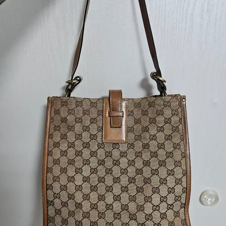 [BUNJANG] Gucci GG Canvas Medium Shoulder Bag / 정품) 구찌 GG 캔버스 숄더백 미디움 (명품감정서)