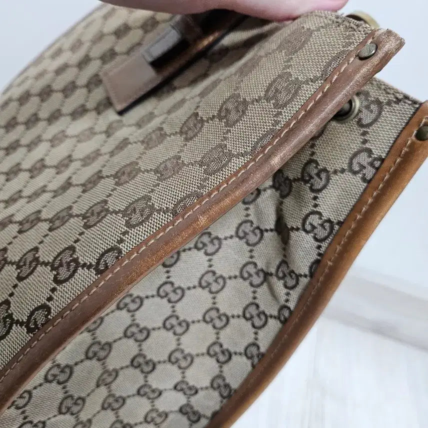 [BUNJANG] Gucci GG Canvas Medium Shoulder Bag / 정품) 구찌 GG 캔버스 숄더백 미디움 (명품감정서)