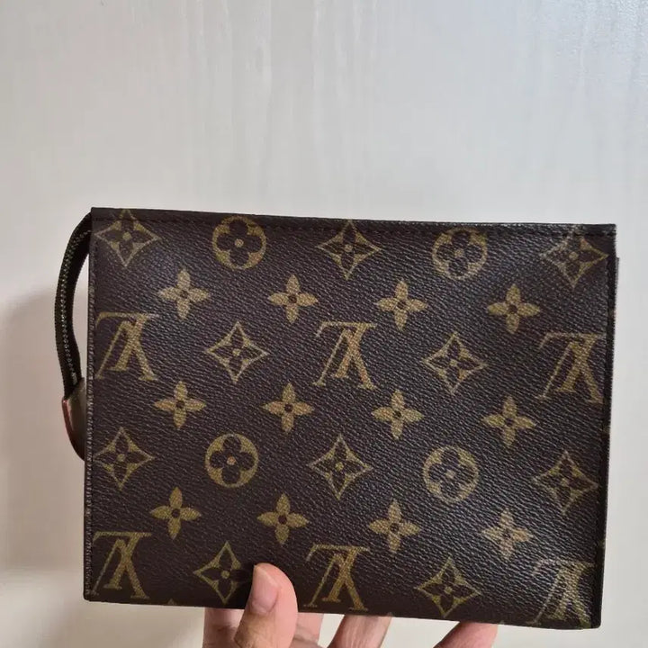 [BUNJANG] Louis Vuitton Toilet 19 Clutch Bag / 루이비통 토일렛19