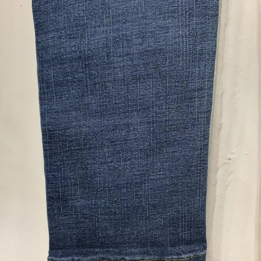 [BUNJANG] Casual Men's Spring Straight Jeans / 봄 남성 캐주얼 스판 일자 청바지