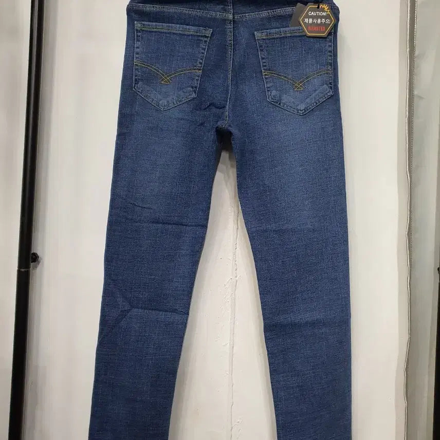 [BUNJANG] Casual Men's Spring Straight Jeans / 봄 남성 캐주얼 스판 일자 청바지