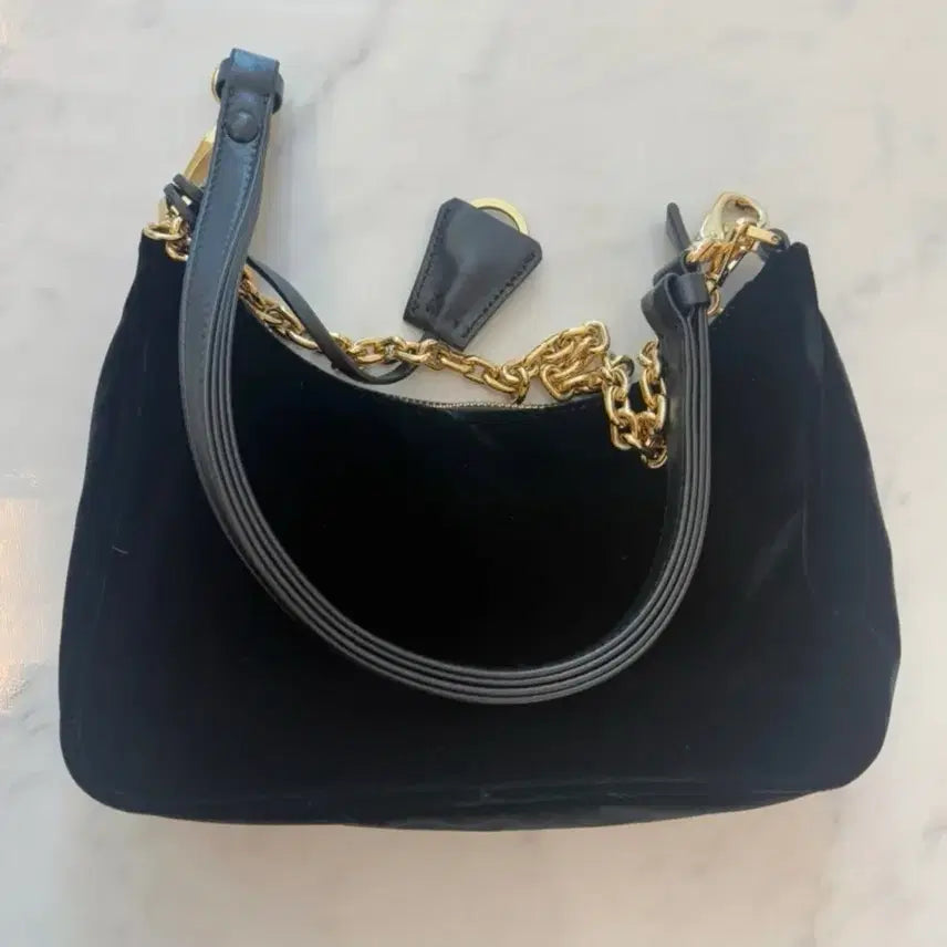[BUNJANG] Prada Velvet Chain Shoulder Bag Black / 프라다 벨벳 미니 호보백 블랙 ( 1BC204 )