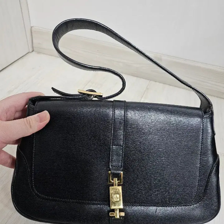 [BUNJANG] Gucci Jackie Bag Leather Handbag / 급처) 구찌 블랙 가죽 재키백 판매합니다 (정품 100%)