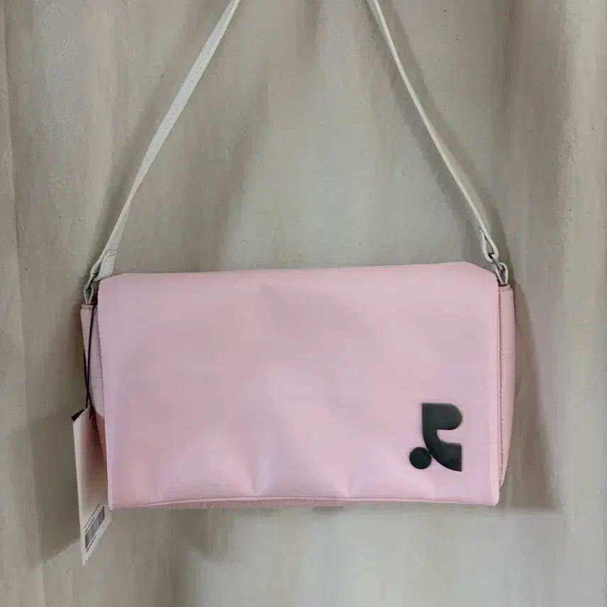 [BUNJANG] Rest &amp; Recreation Pink Nylon Shoulder Bag / 레스트앤레크레이션 핑크 나일론 숄더백 (새제품)