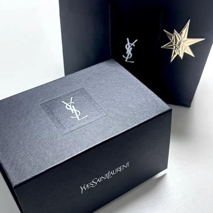 [BUNJANG] Yves Saint Laurent Touche Éclat Glow-Pact Cushion BR20 Ivory Full Set / [미개봉/풀셋] 입생로랑 뚜쉬 에끌라 글로우-팩트 쿠션