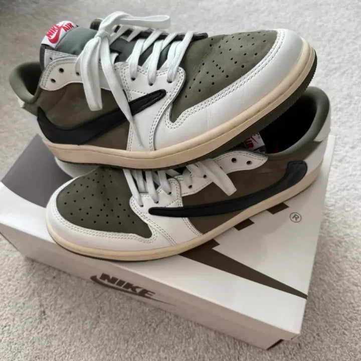 [BUNJANG] Jordan Travis Scott Retro Low OG SP Reverse Olive 290 / 조던 1 x 트래비스 스캇 레트로 로우 OG SP 리버스 올리브 290