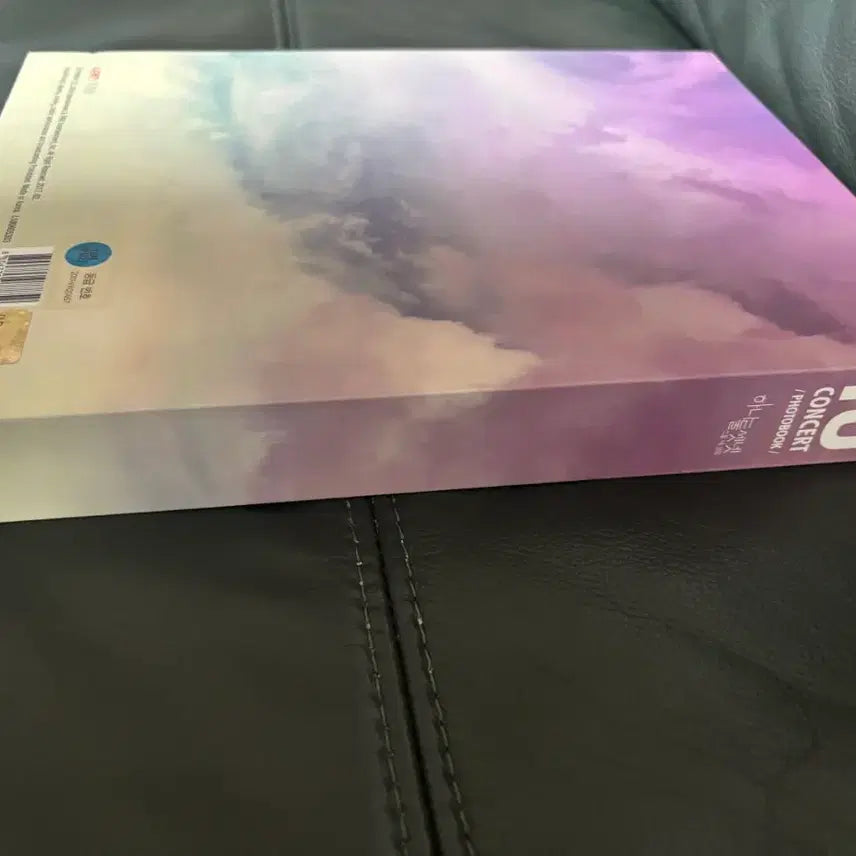 [BUNJANG] IU 2016 Concert Photobook / 아이유 2016 콘서트 포토북 단순개봉