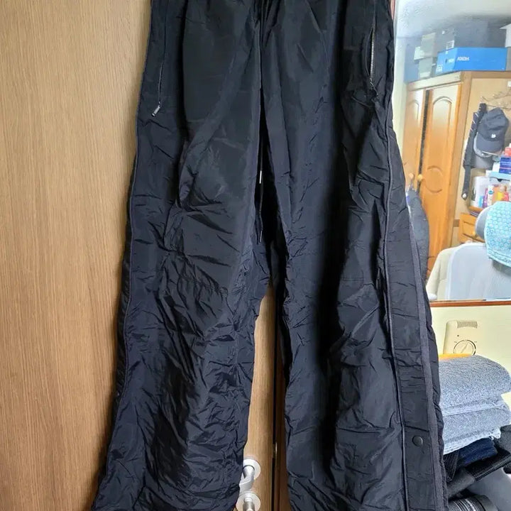 [BUNJANG] Polytelu Nylon Warm-up Pants Size 3 / 폴리테루 나일론 웜업팬츠 3사이즈