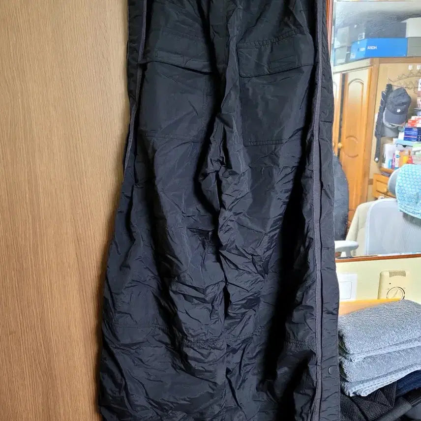 [BUNJANG] Polytelu Nylon Warm-up Pants Size 3 / 폴리테루 나일론 웜업팬츠 3사이즈