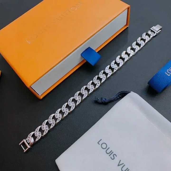 [BUNJANG] Louis Vuitton Chain Bracelet / 루이비통 체인 팔찌