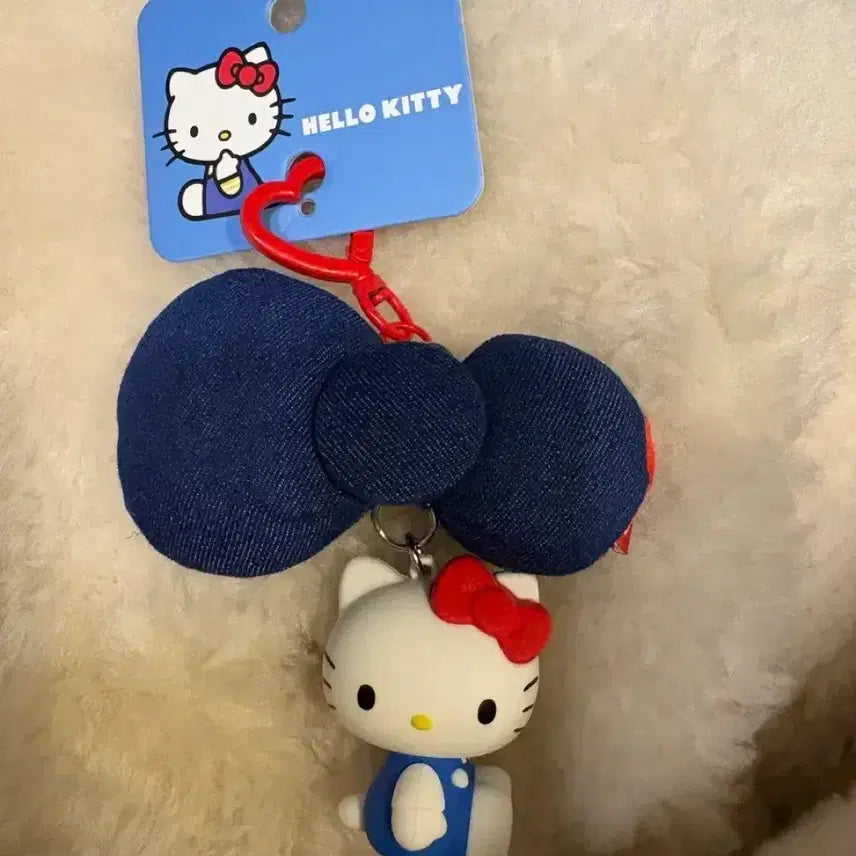 [BUNJANG] Hello Kitty Denim Heart Loop Keyring / 헬로키티 데님 왕리본 하트고리 키링