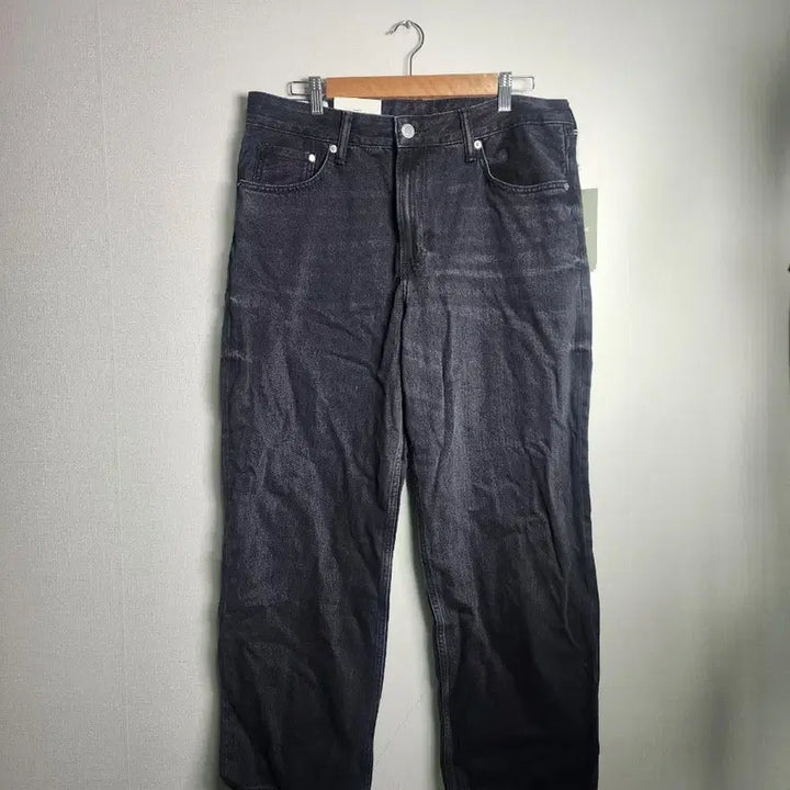 [BUNJANG] H&M Black Loose Fit Denim W34 / H&M 블랙 루즈핏 데님 W34