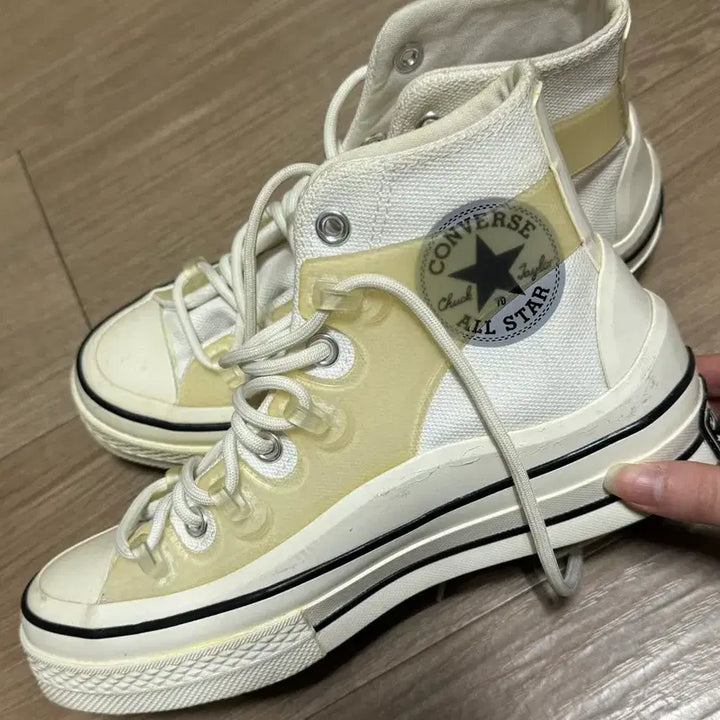 [BUNJANG] Generic Women's Sneakers Bundle Set / 여성 운동화 240 4켤레 일괄 택포