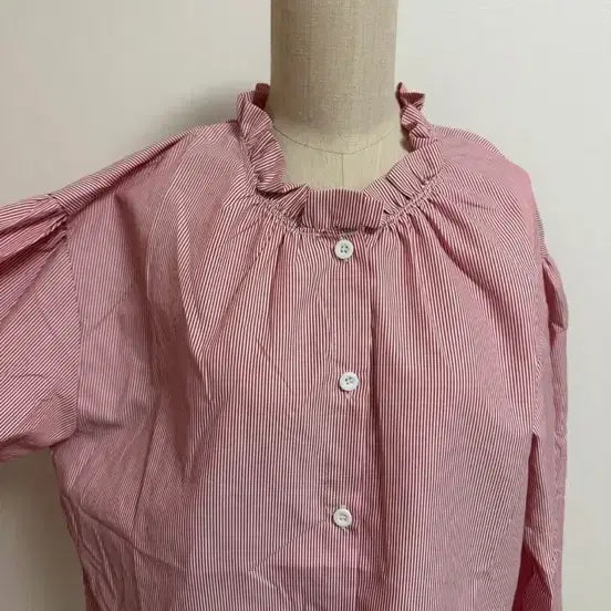 [BUNJANG] Red Stripe Frill Blouse / 새상품 레드 스트라이프 프릴 블라우스