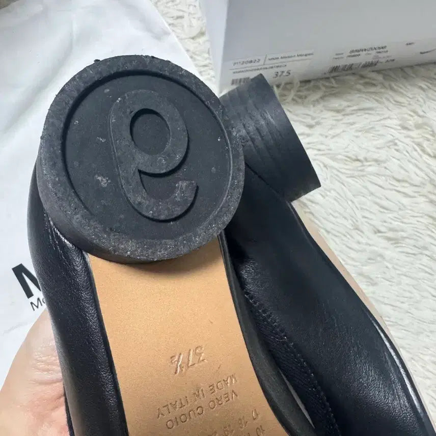 [BUNJANG] Maison Margiela Tabi Flat Shoes / 메종 마르지엘라 아나토믹 타비 플랫 37.5