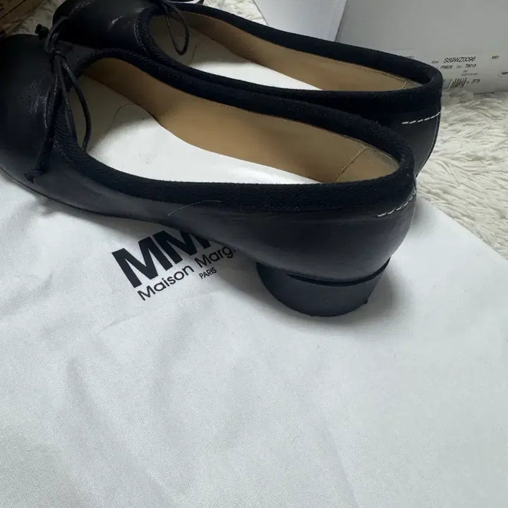 [BUNJANG] Maison Margiela Tabi Flat Shoes / 메종 마르지엘라 아나토믹 타비 플랫 37.5