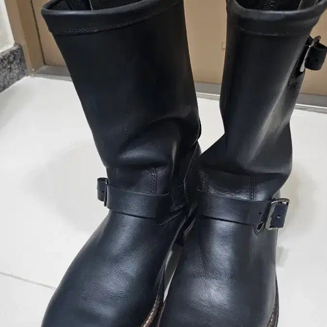 [BUNJANG] Wolverine Engineer Boots Chromexcel Black / [US9D] 울버린 엔지니어 부츠 호윈 크롬엑셀 블랙