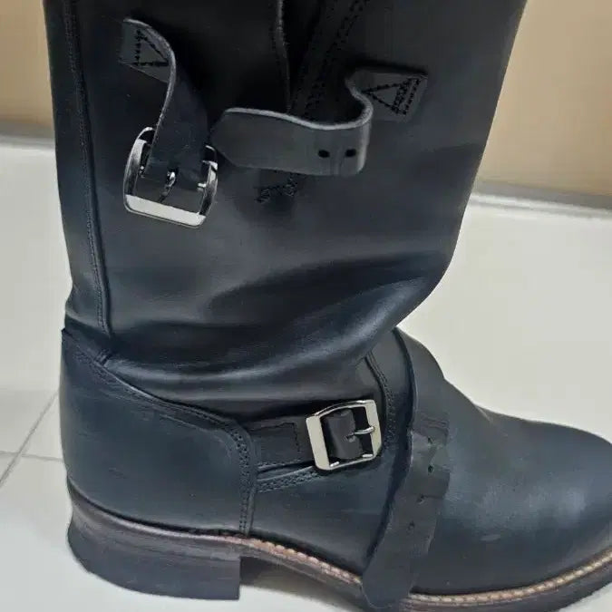 [BUNJANG] Wolverine Engineer Boots Chromexcel Black / [US9D] 울버린 엔지니어 부츠 호윈 크롬엑셀 블랙