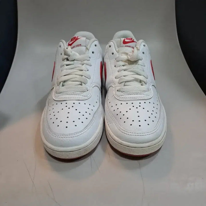 [BUNJANG] Nike Court Vision Low White/Red Sneakers 235mm / 나이키(Nike) 코트 비전 로우 흰빨 스니커즈 235mm