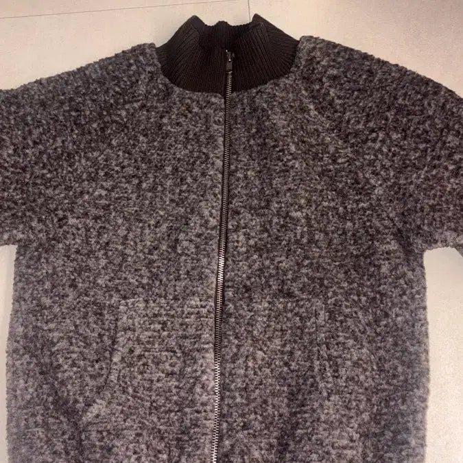 [BUNJANG] NewNew Crop Zip-up Jacket / 뉴뉴 집업