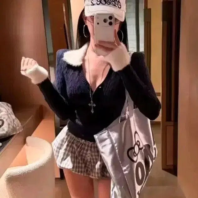 [BUNJANG] Navy Wink Knit Sweater / [새상품/*바로발송*] 네이비 퍼 카라 윙크 니트 라떼갸루