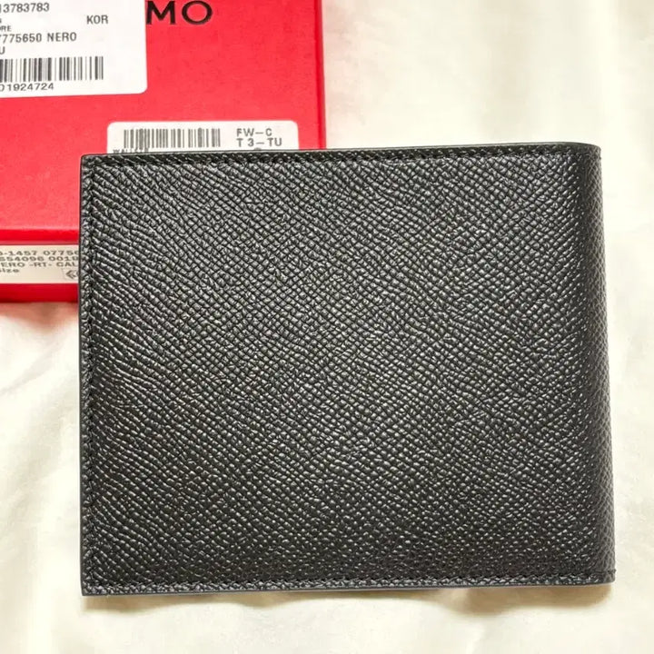 [BUNJANG] Ferragamo Gancini Calfskin Bi-fold Wallet / 페라가모 간치니 카프스킨 반지갑 남성지갑 정품 새상품