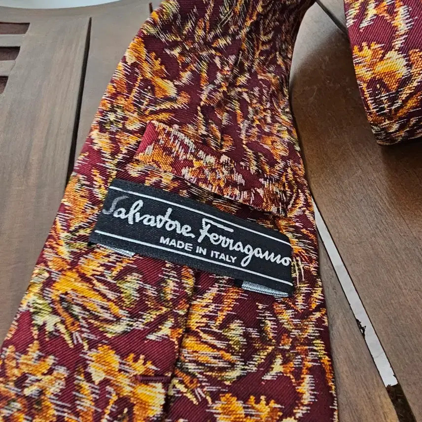 [BUNJANG] Ferragamo Silk 100% Necktie / 페레가모 실크100%넥타이