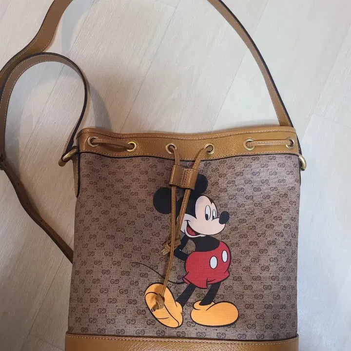 [BUNJANG] Gucci Disney Bucket Hat / 구찌 디즈니 콜라보 버킷백