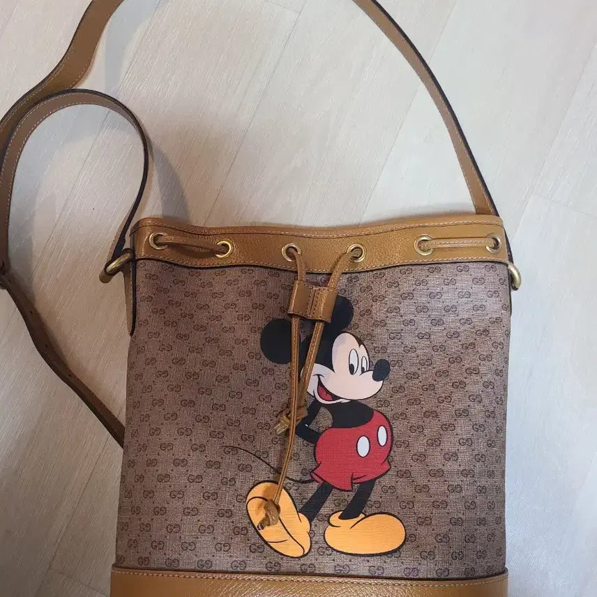 [BUNJANG] Gucci Disney Bucket Hat / 구찌 디즈니 콜라보 버킷백